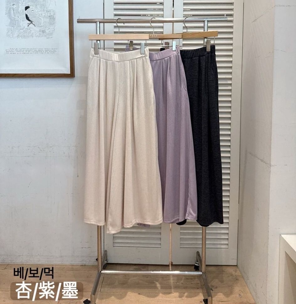 F42 腰24-46 HIP50 長36.5 $419  (一口價)