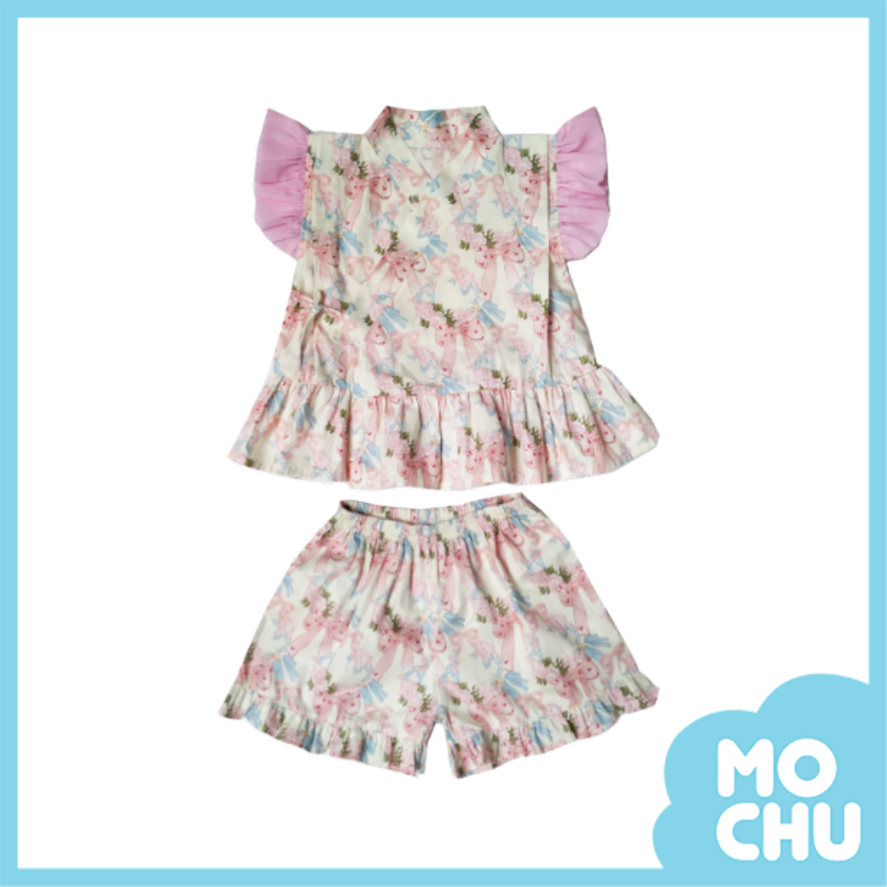 粉色蝴蝶結和服風套裝