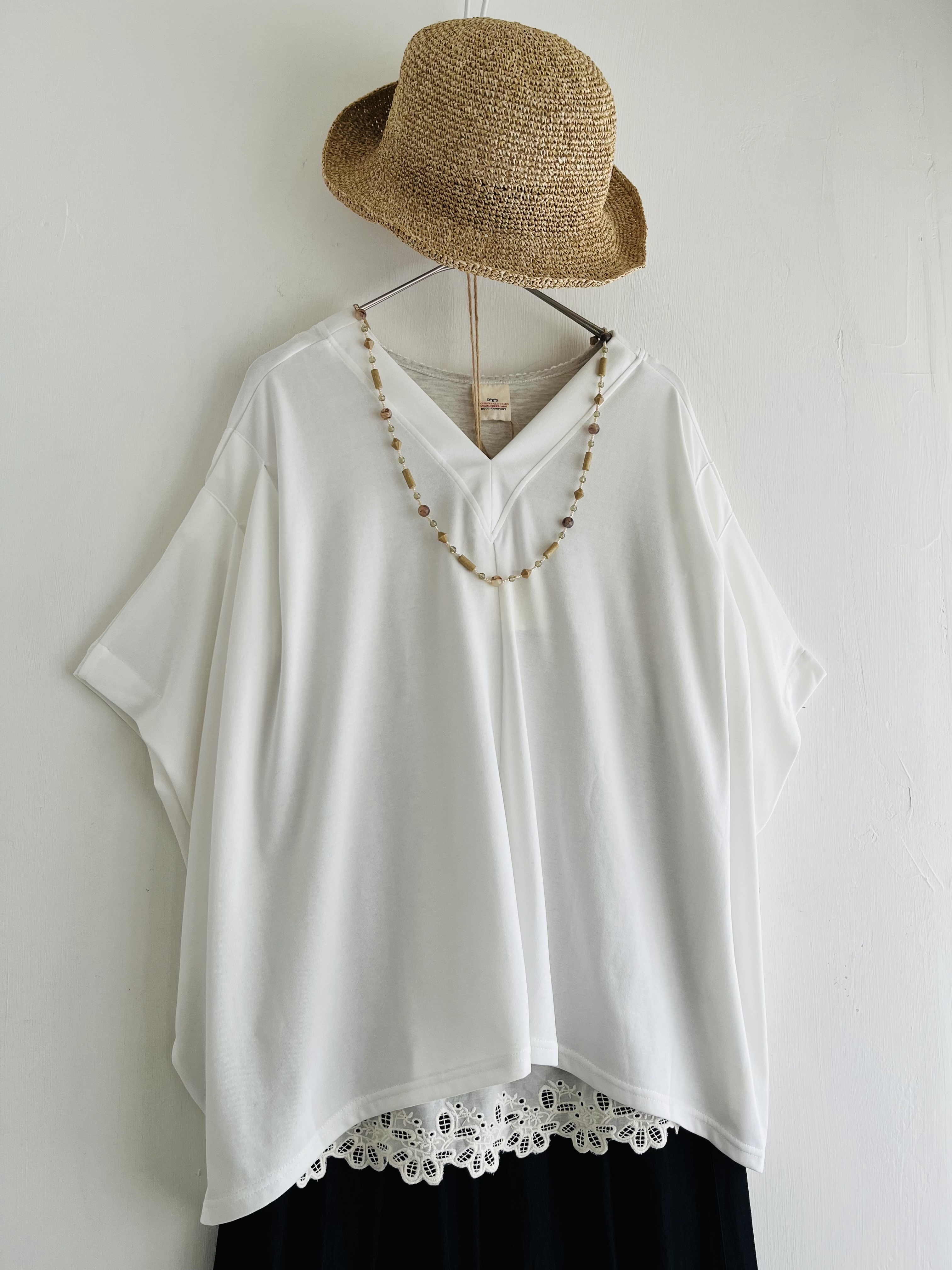 LUPILIEN白色V領top & 外套