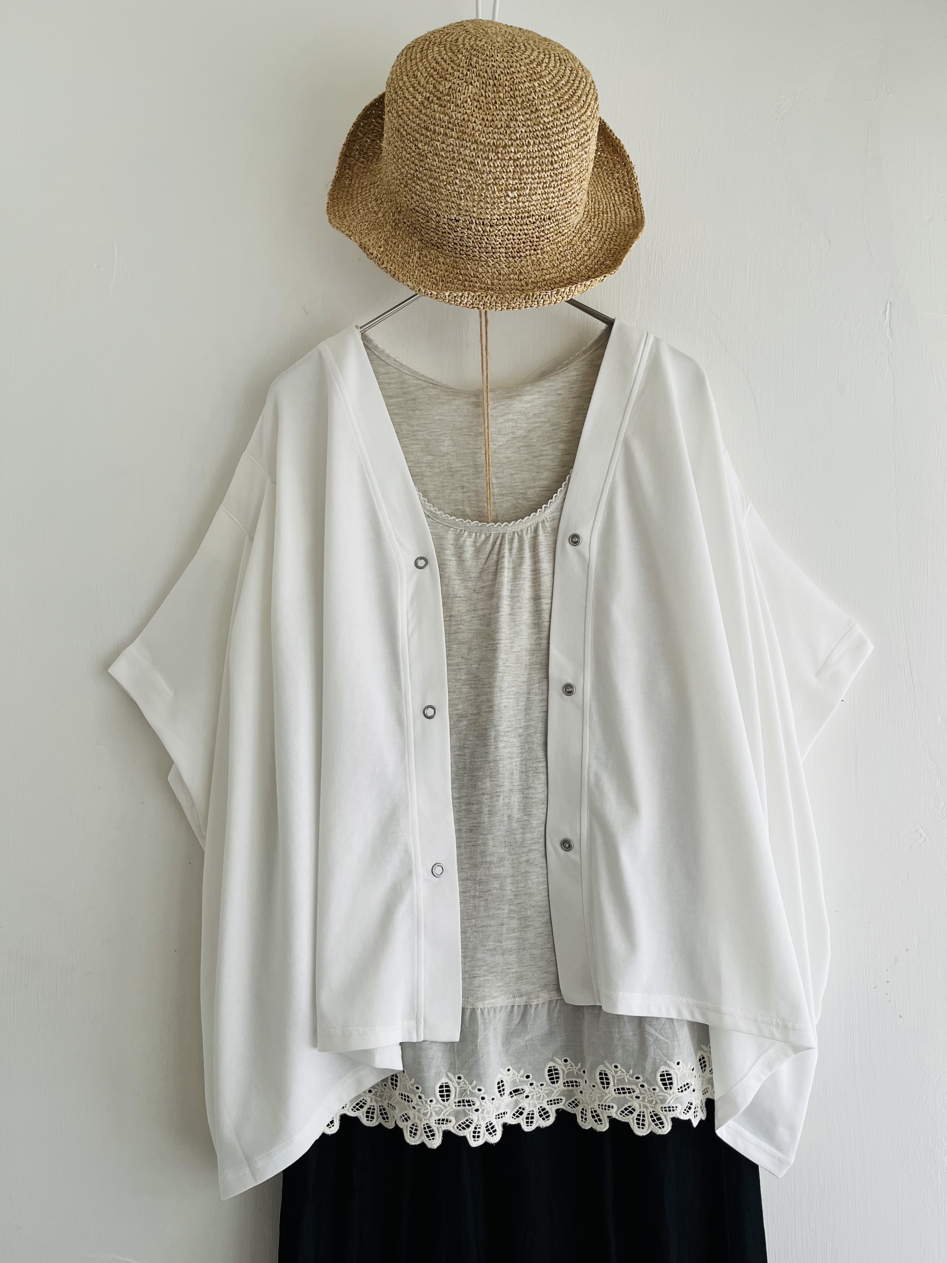 LUPILIEN白色V領top & 外套