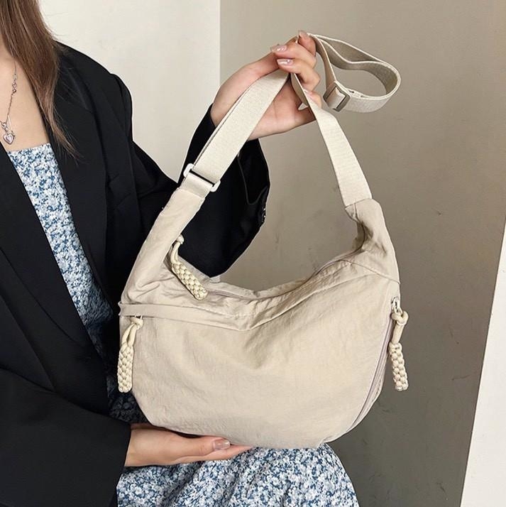 編織拉鍊造型尼龍包