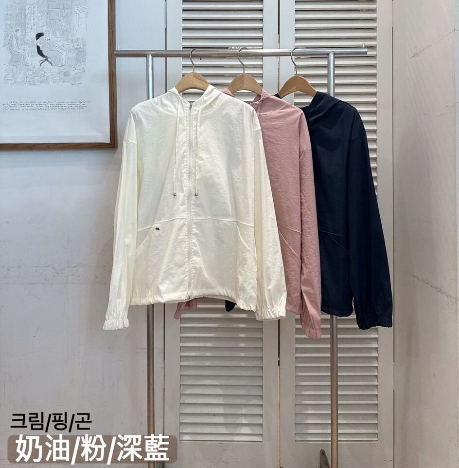 F59 胸50 長25 $609 (一口價)