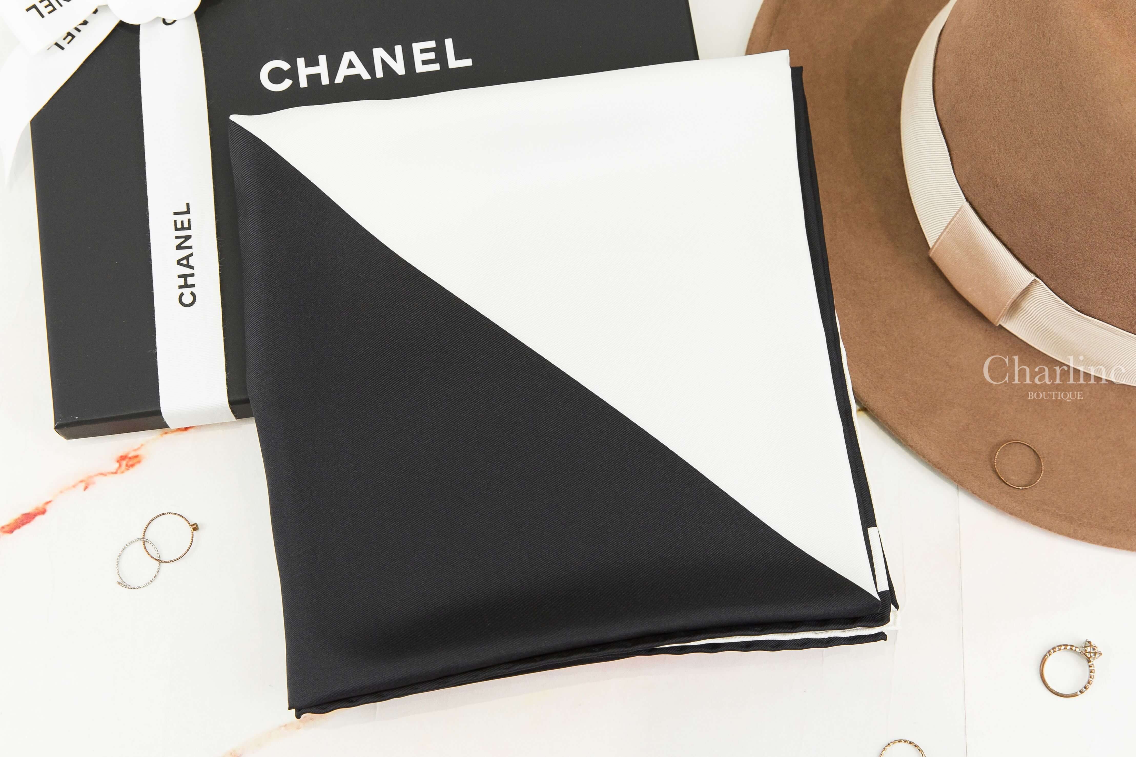 Chanel Square Scarf 黑白拼色CC真絲方巾-Charline Boutique 精品代購