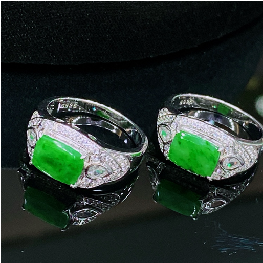 0401gz23-翡翠-銀鑲小方戒（A23）