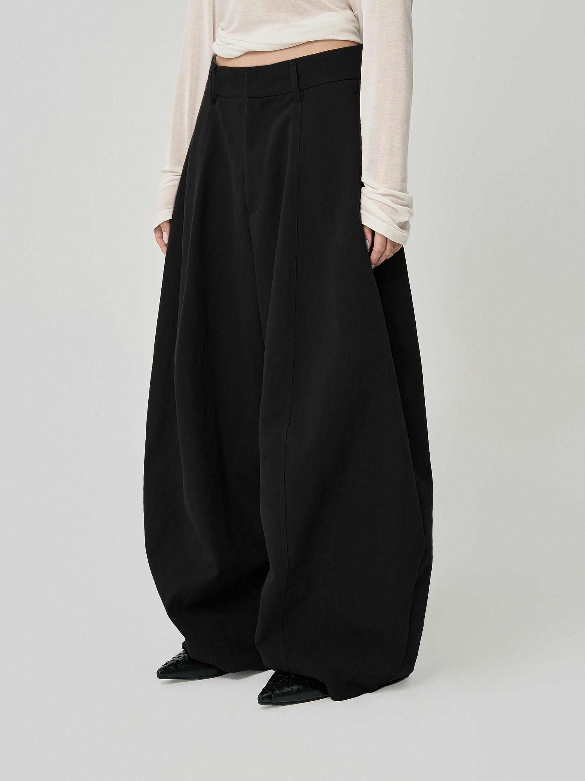 前車霧面西裝長褲-黑