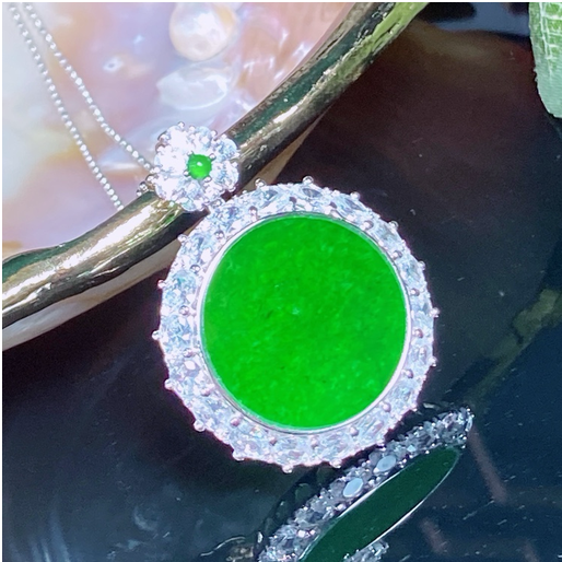 0401gz42-翡翠-銀鑲大圓牌（A42）