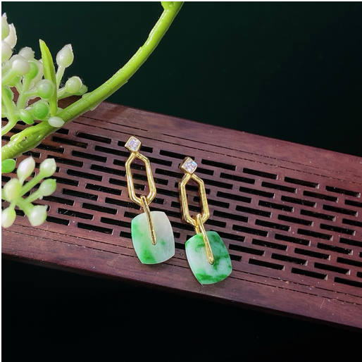 0401gz53-翡翠-銀鑲回形耳釘（A53）