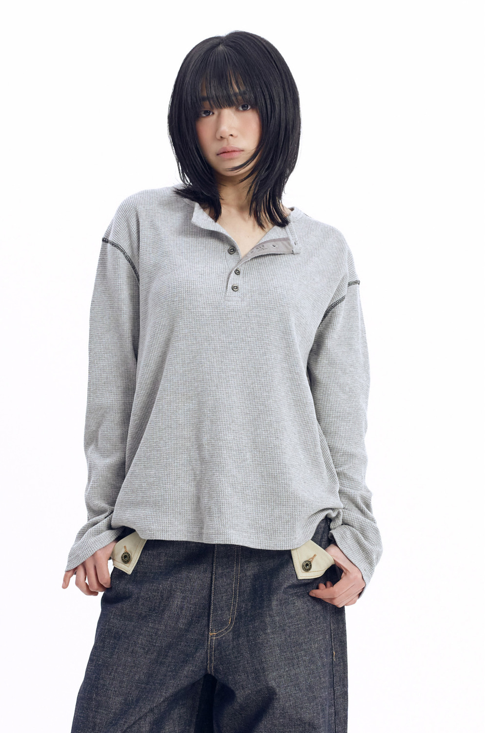 AAKAM Henry Neck Waffle Long Sleeve 華夫格長T | FLOMMARKET