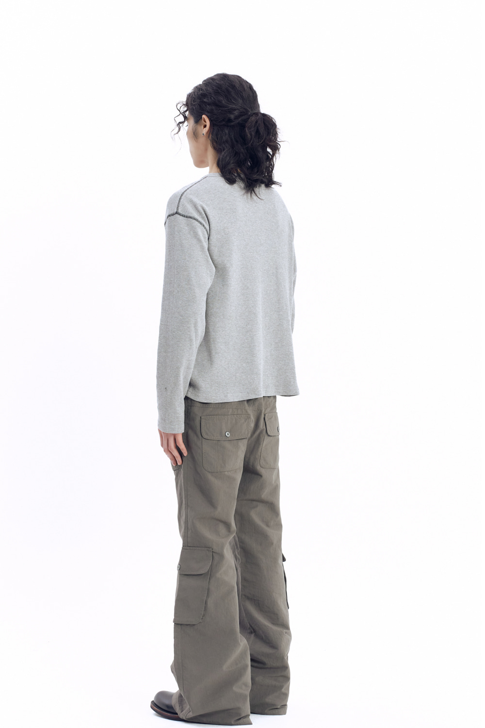 AAKAM Henry Neck Waffle Long Sleeve 華夫格長T | FLOMMARKET