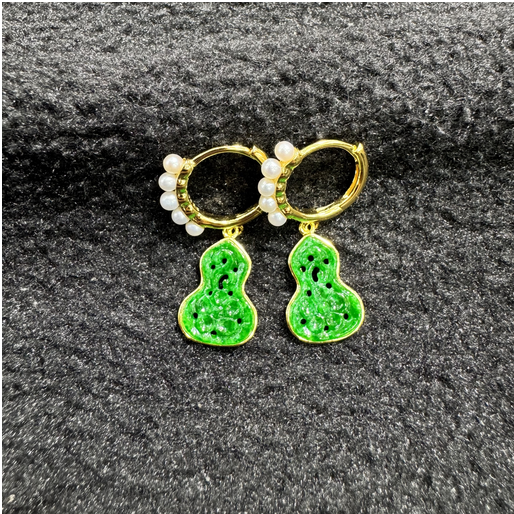 0401gz70-翡翠-S925銀鑲幹青翡翠葫蘆耳環（A70）