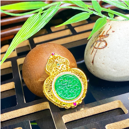 0401gz71-翡翠-S925銀鑲幹青翡翠寶瓶香囊吊墜（A71）