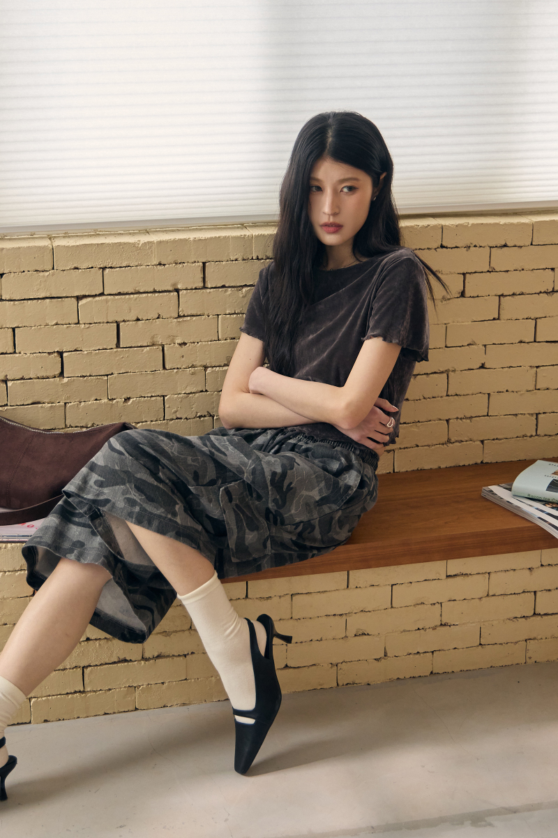 復古絨布木耳邊TEE