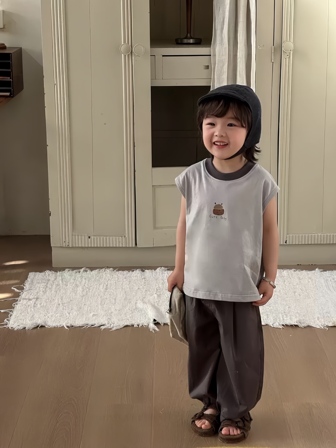 圓領撞色小圖短袖上衣