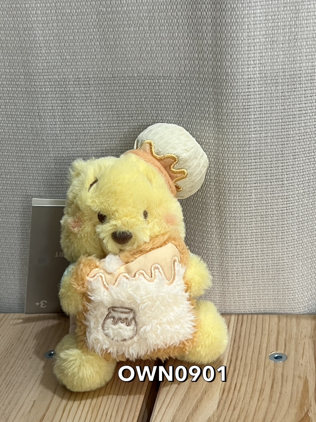 【OWN】迪士尼 Disney 正版授權 上海 限定 吊飾 鑰匙圈 收藏 蜂蜜 維尼 WINNIE