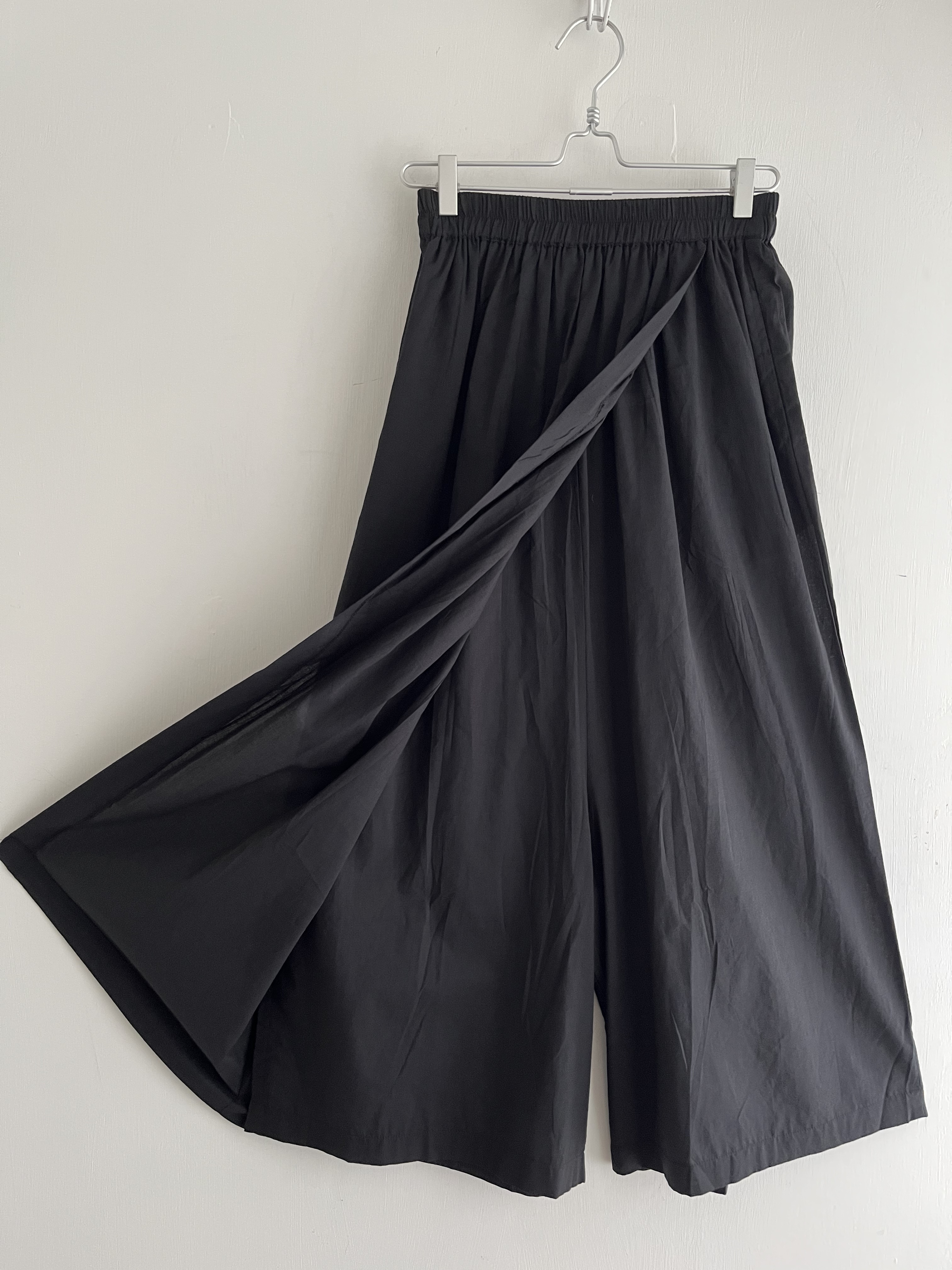 黑色全橡筋裙褲