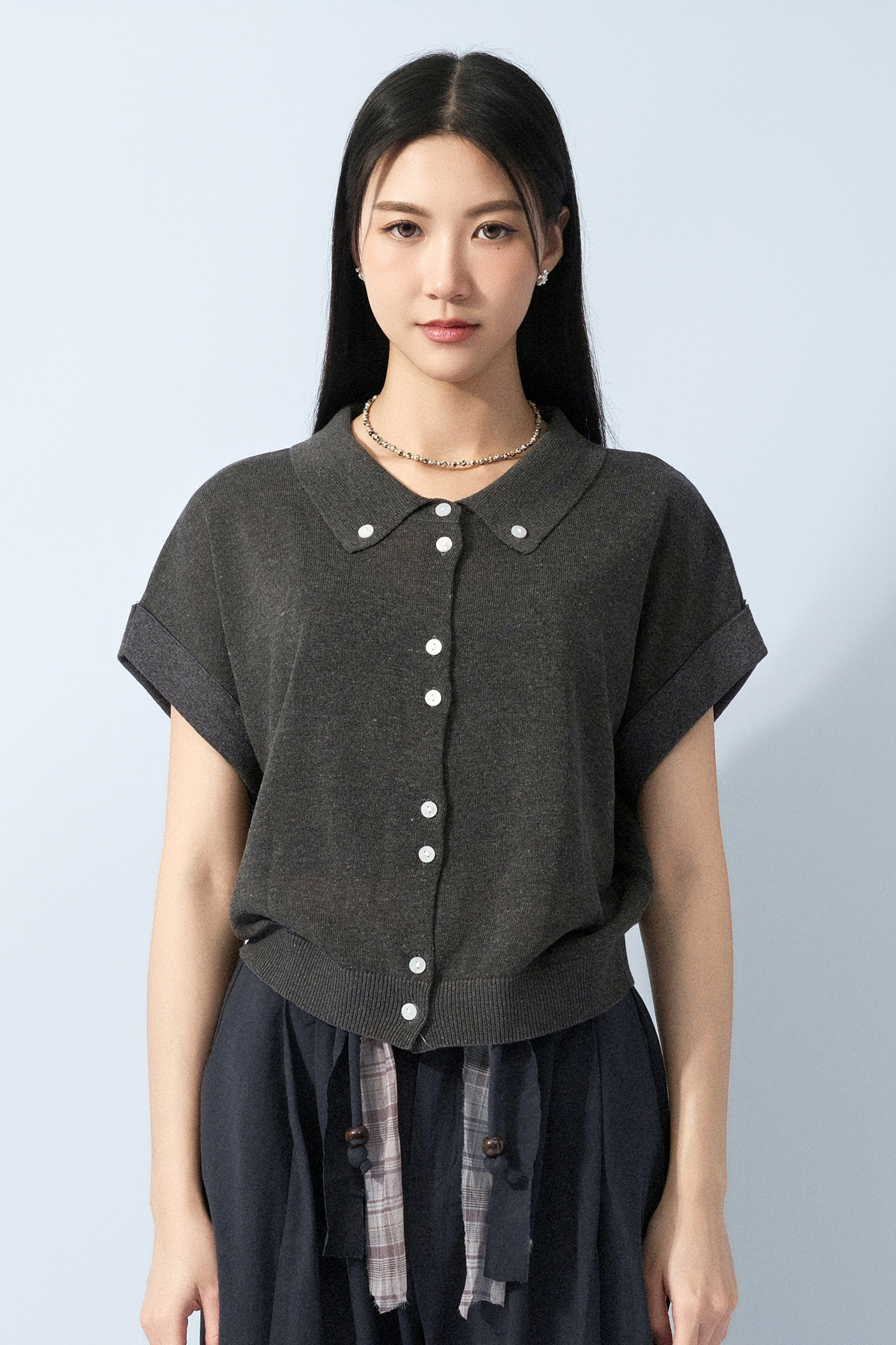 反領開胸針織上衣（預購產品）