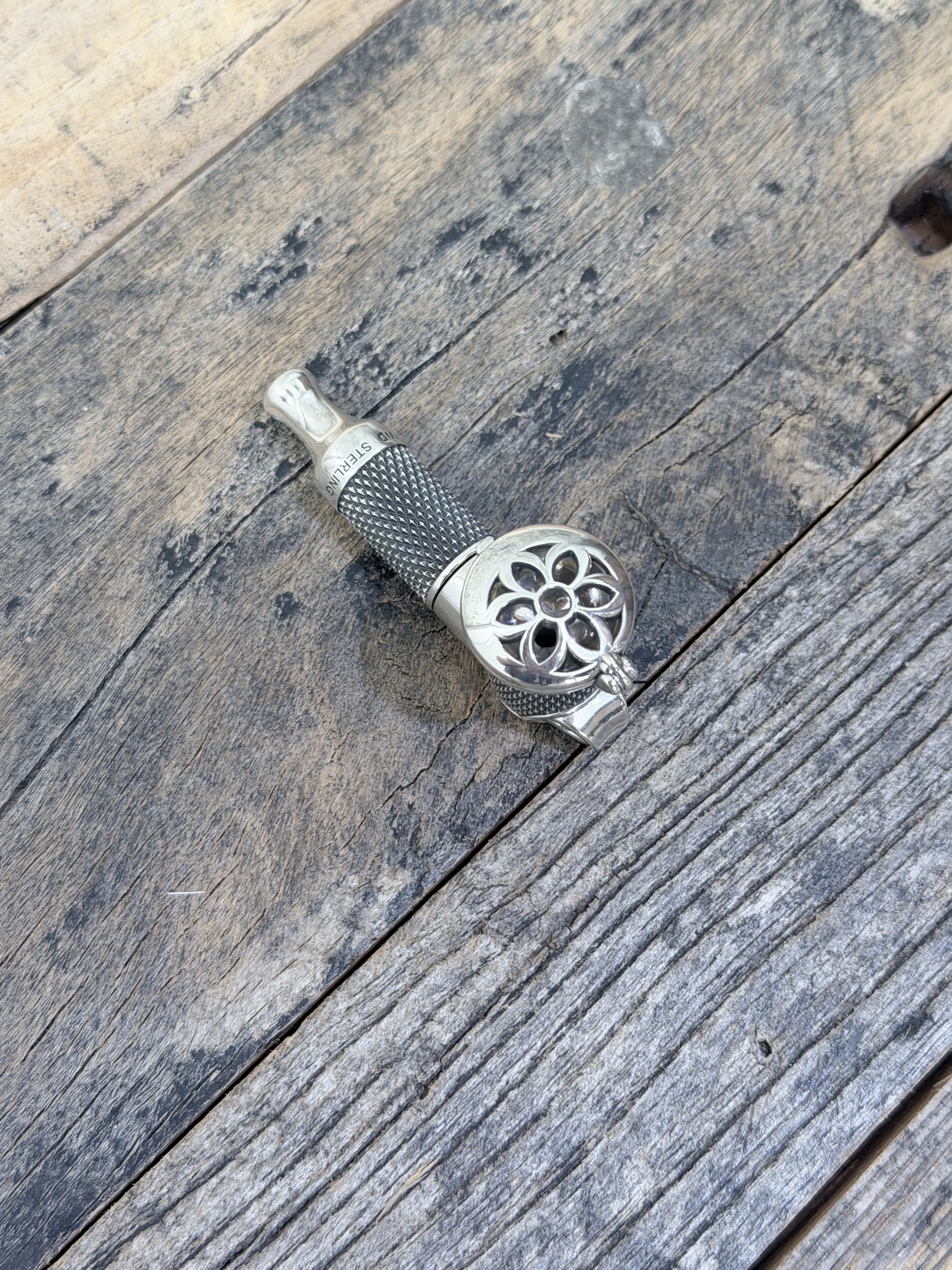 Good Art -  To the moon Pipe Goosebump