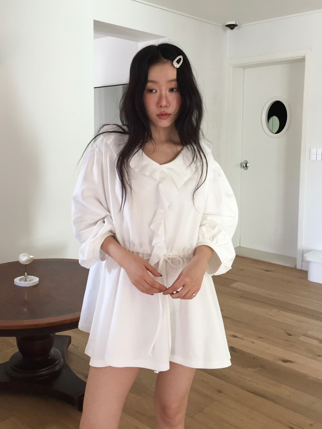 甜美感荷葉滾邊抽繩收腰造型短洋裝 / 2色