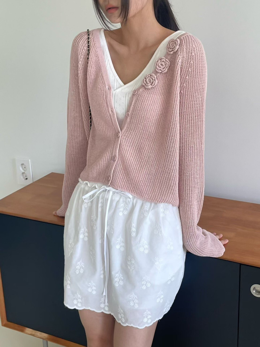 單邊立體玫瑰花造型排釦針織外套 / 3色