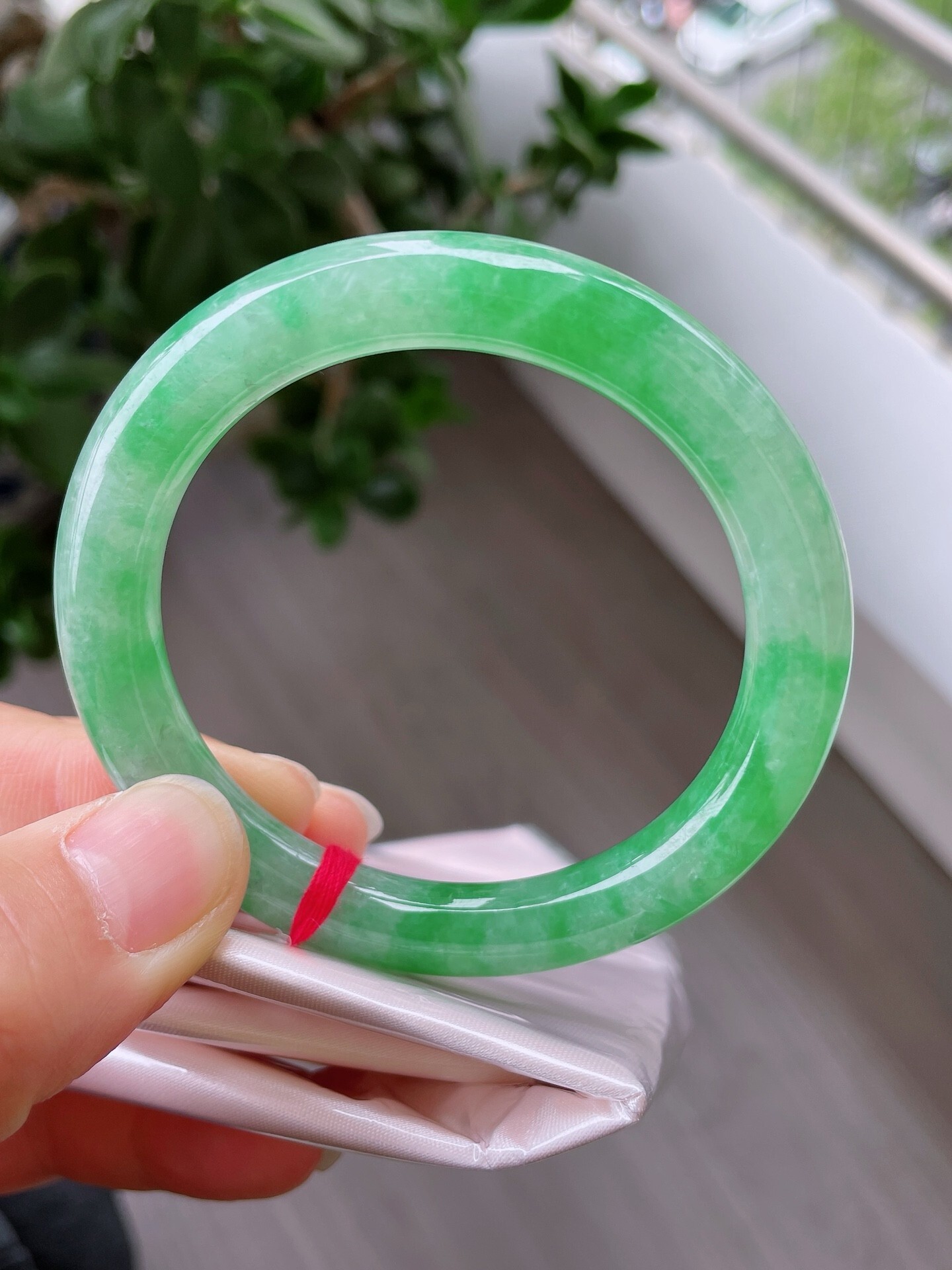 32512 54.6mm滿綠圓條翡翠手鐲 (54-56)