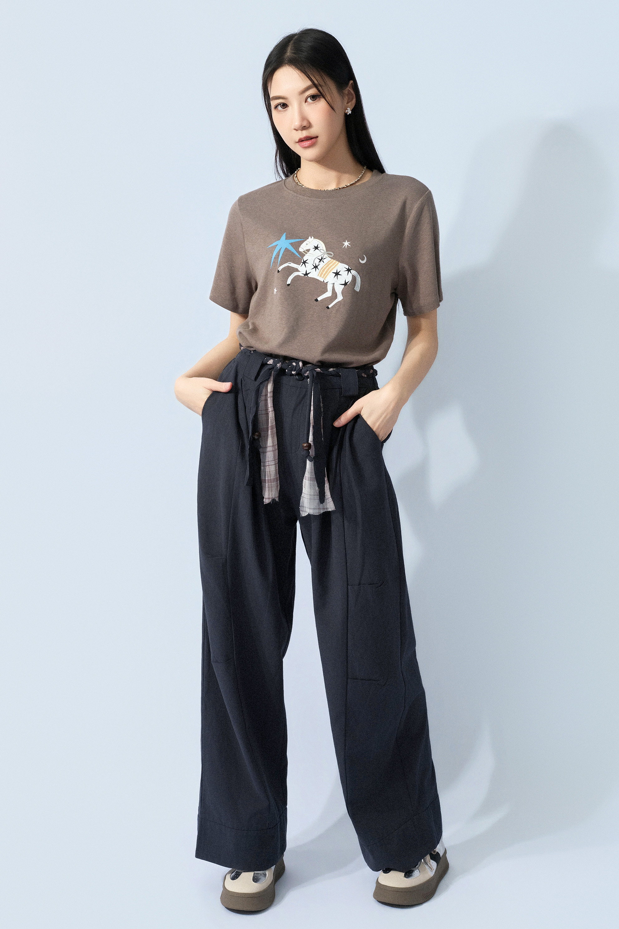 星星白馬圖案tee (預購產品）