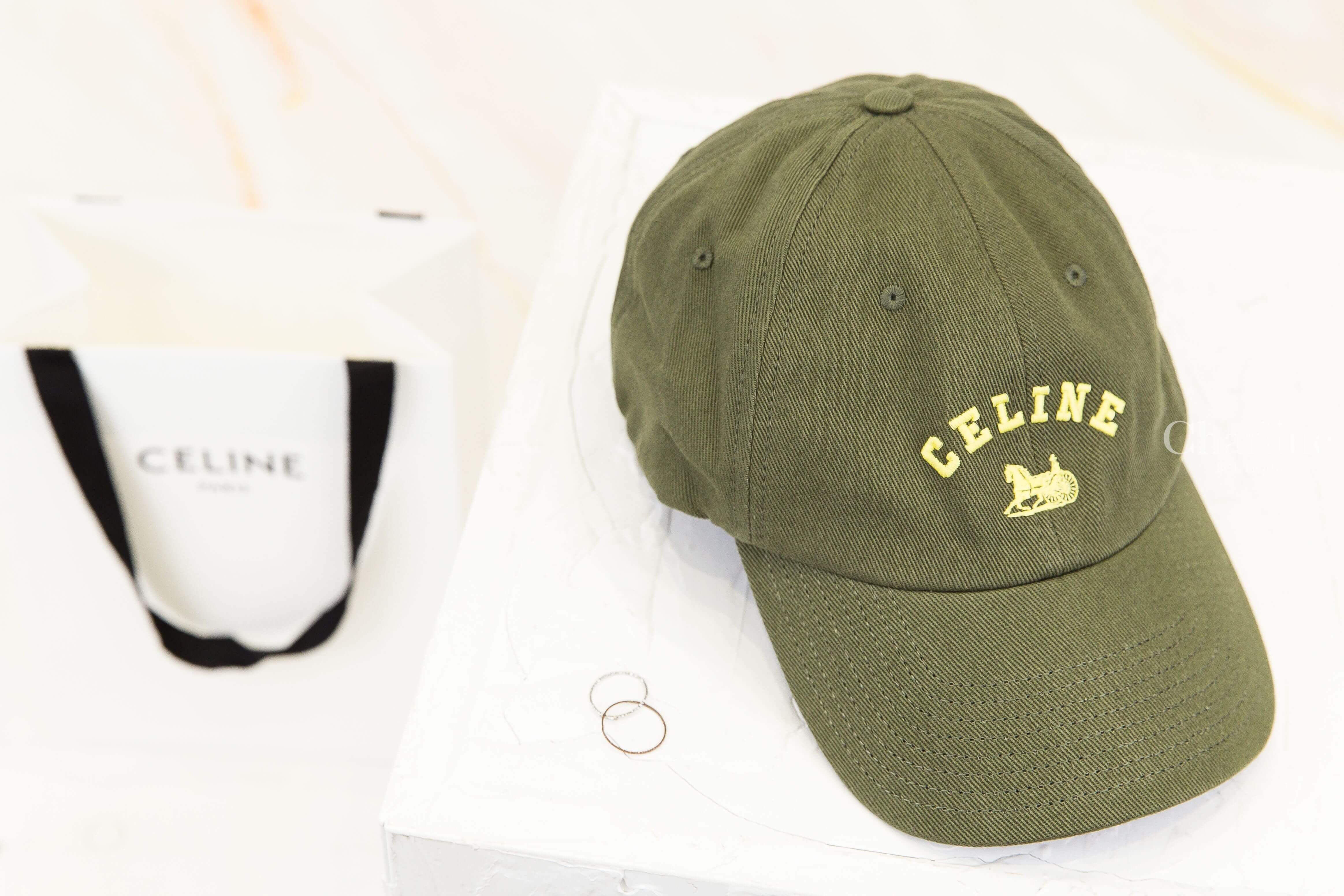Celine Celine Richelieu Cap In Cotton Twill 卡其綠刺繡黃色字母馬車棉質棒球帽-Charline Boutique 精品代購