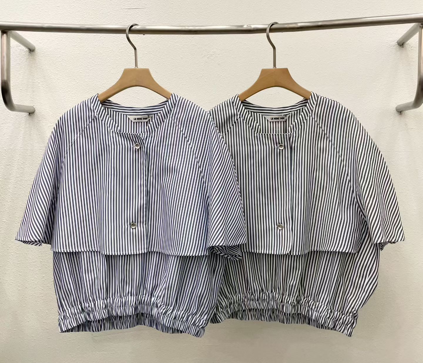 LA6001 假兩件小披肩橡筋腰條紋上衣