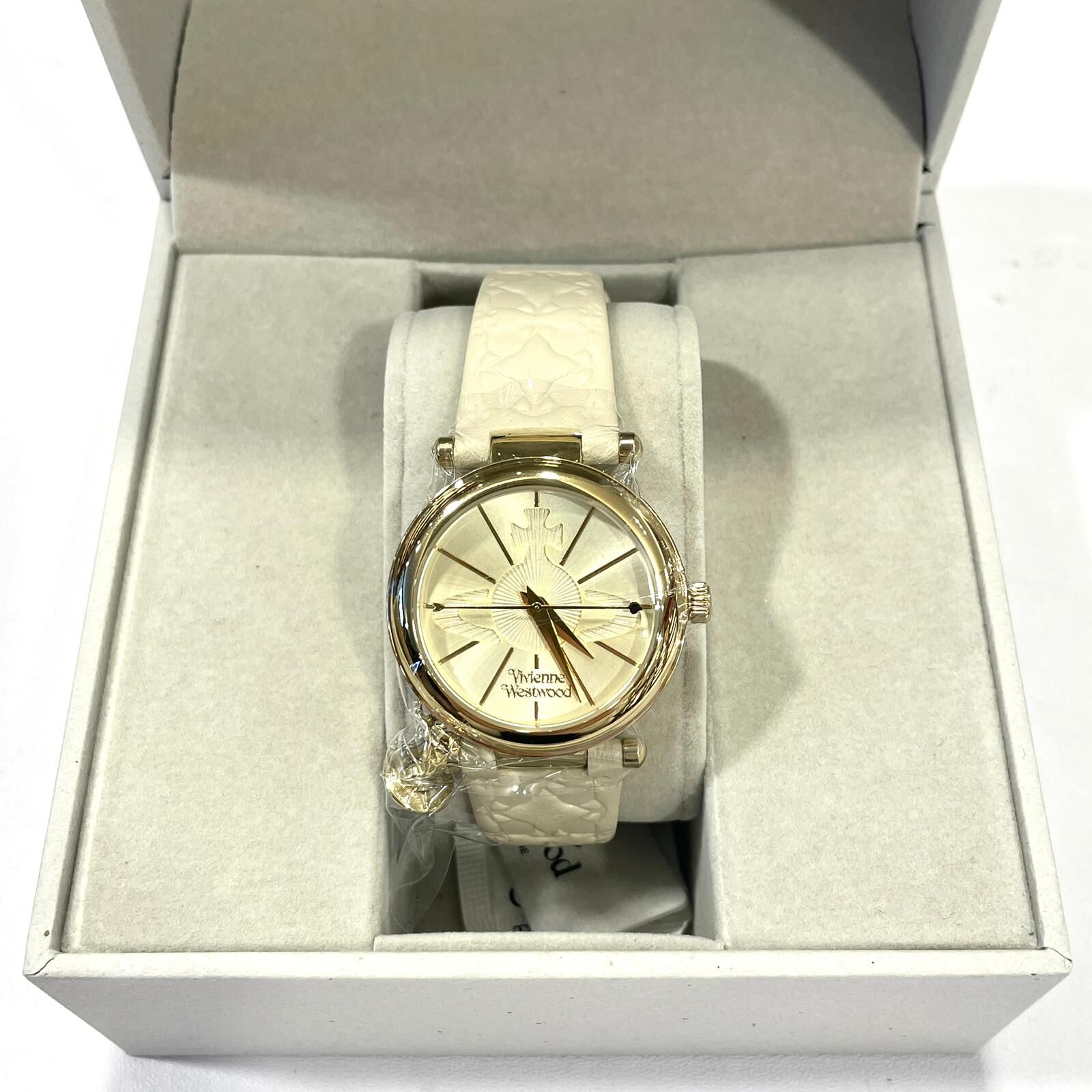 本月出位價!!! 全新VIVIENNE WESTWOOD WATCH VV006WHWH 32mm 白色星球吊墜金扣/石英機芯 #西太后手錶 #BRAND NEW #香榭站正品