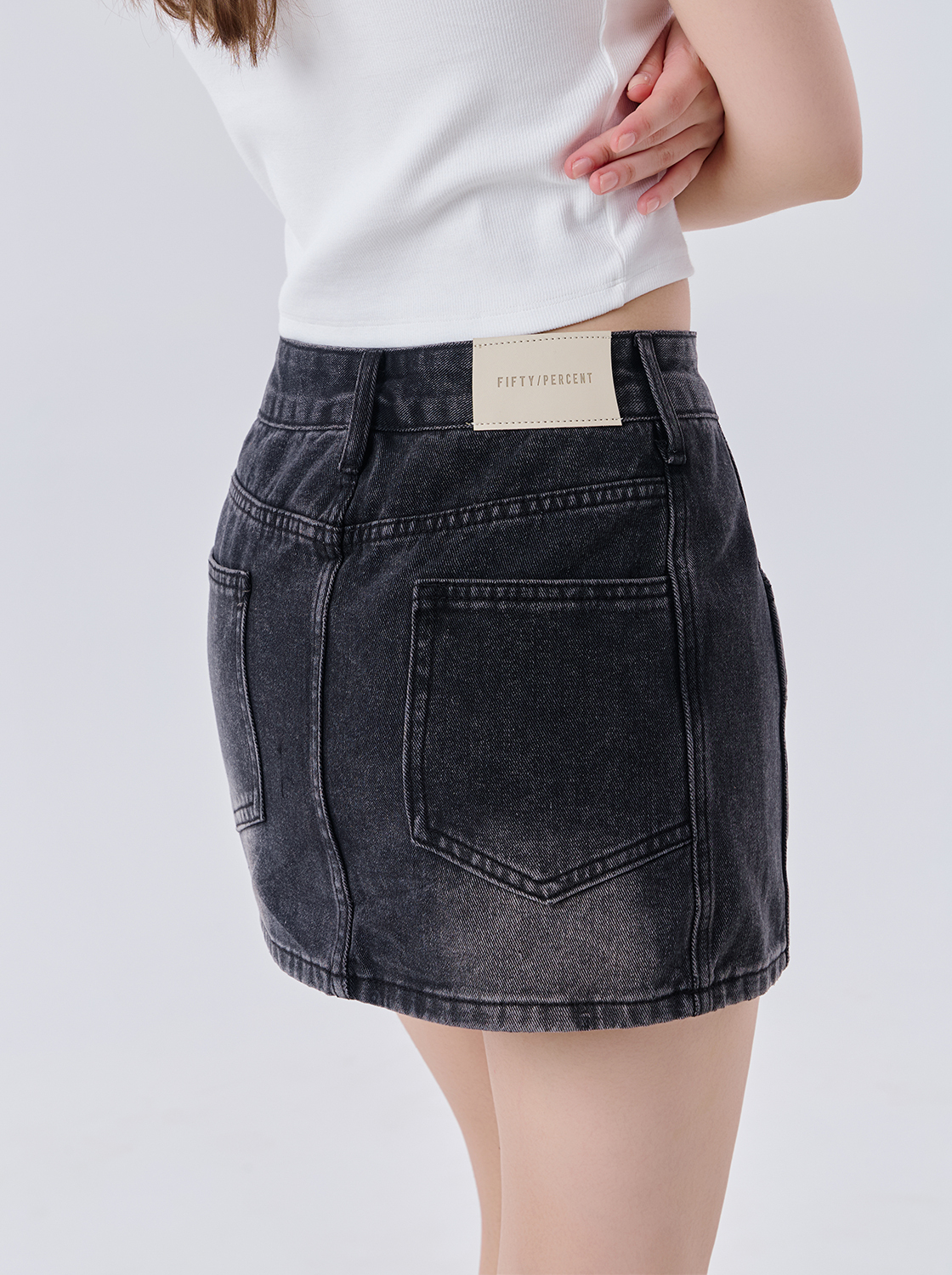 剪接貓鬚牛仔短裙