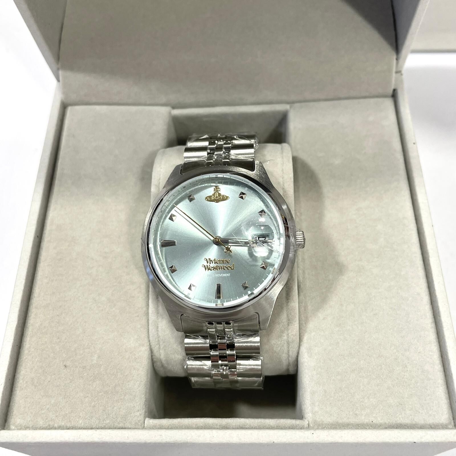 本月出位價!!! 全新VIVIENNE WESTWOOD WATCH  37mm , VV261BLSL, CAMBERWELL, 粉藍面/銀色鋼帶, 石英銀色機芯, #西太后手錶 #BRAND NEW #香榭站正品