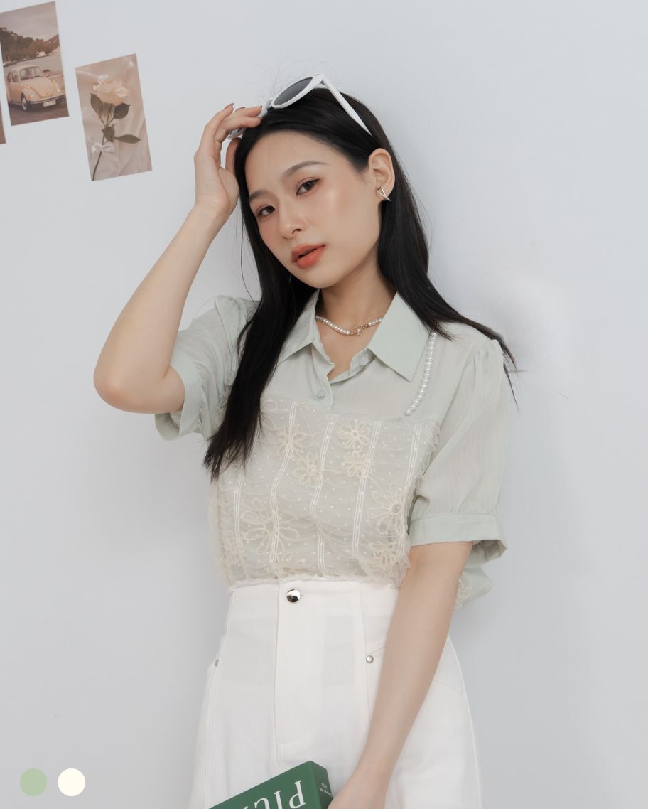 氣質蕾絲花珍珠鍊上衣