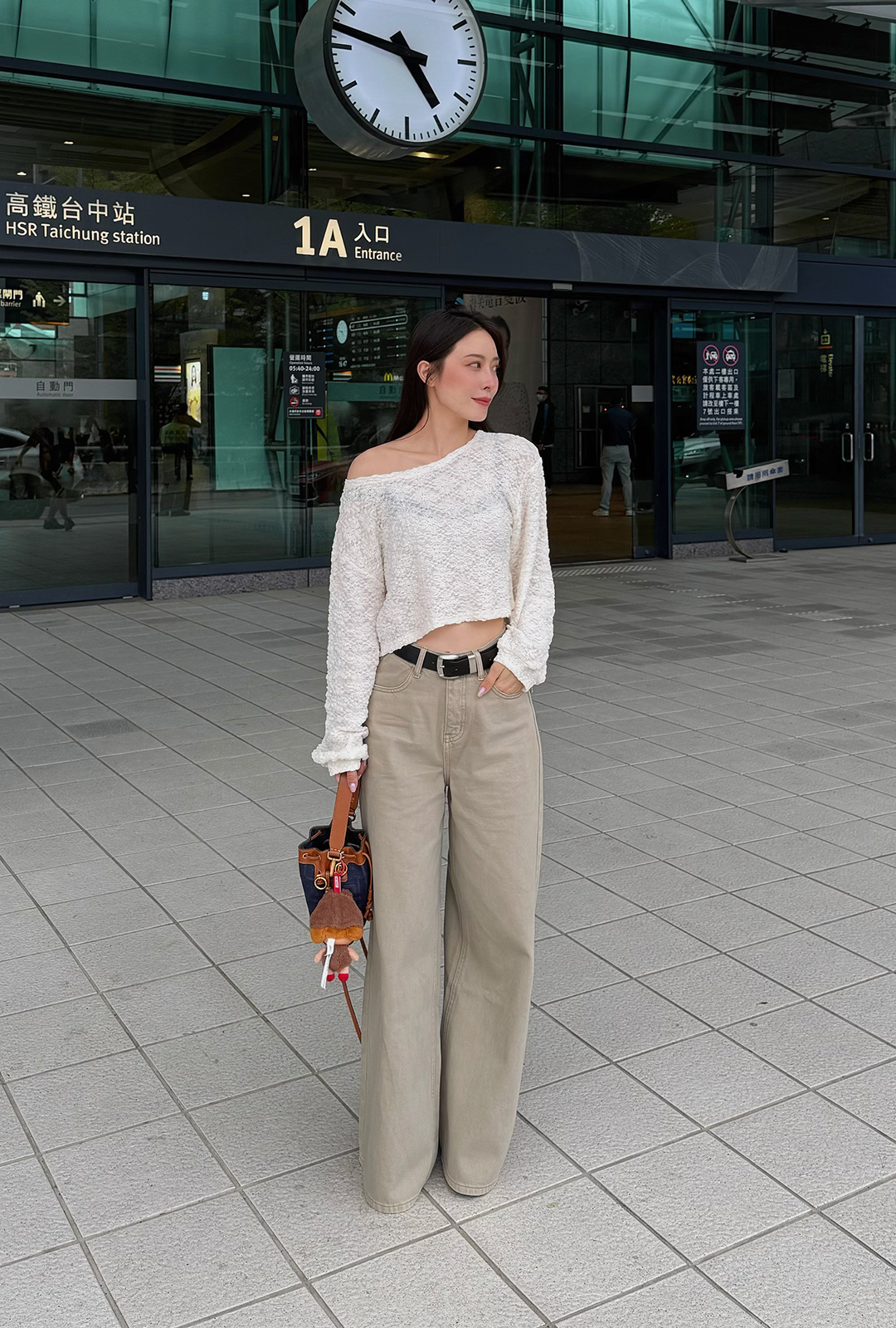 G6028-質感皮帶斜紋寬褲