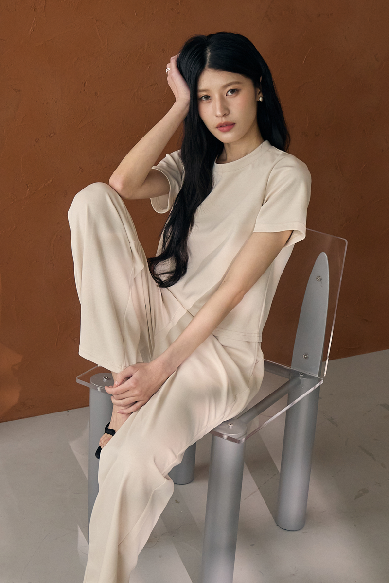 柔滑垂墜寬褲套裝