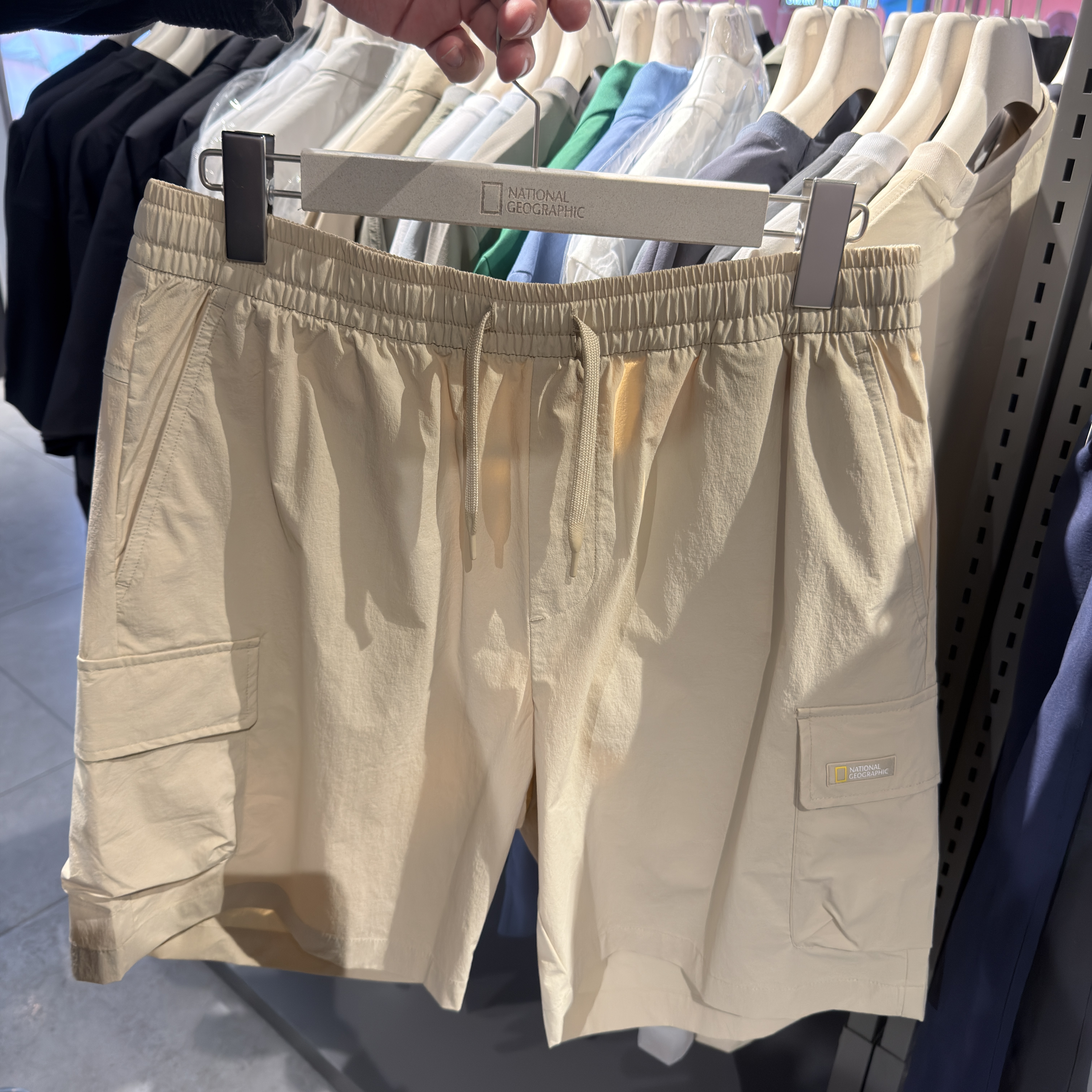 【韓國🇰🇷限時連線 收單至4/2 中午12:00準時收單 ✈️ 】NATIONAL GEOGRAPHIC 國家地理 雙口袋 短褲 N262UHP140