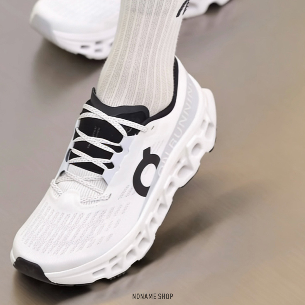 ON 昂跑 Cloudmonster 3 緩衝 透氣 休閒 運動鞋 慢跑鞋 兩色 (男/女款)