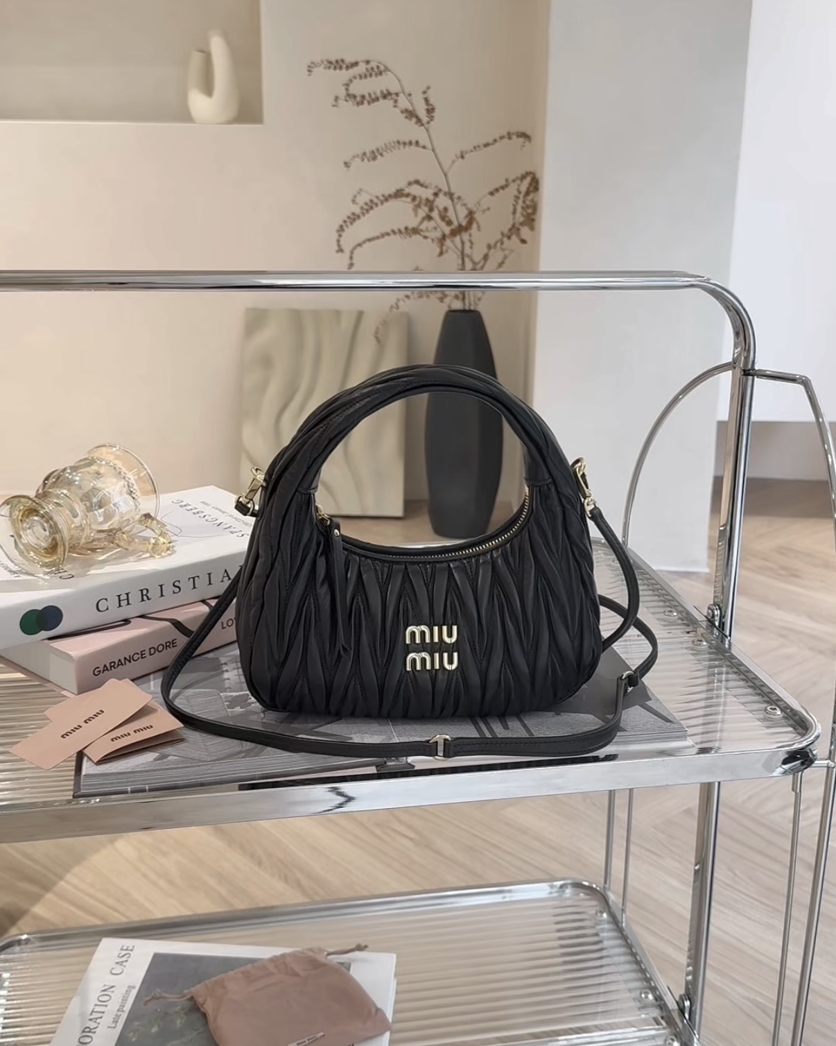 MIUMIU｜WANDER 小號半月HOBO 黑色