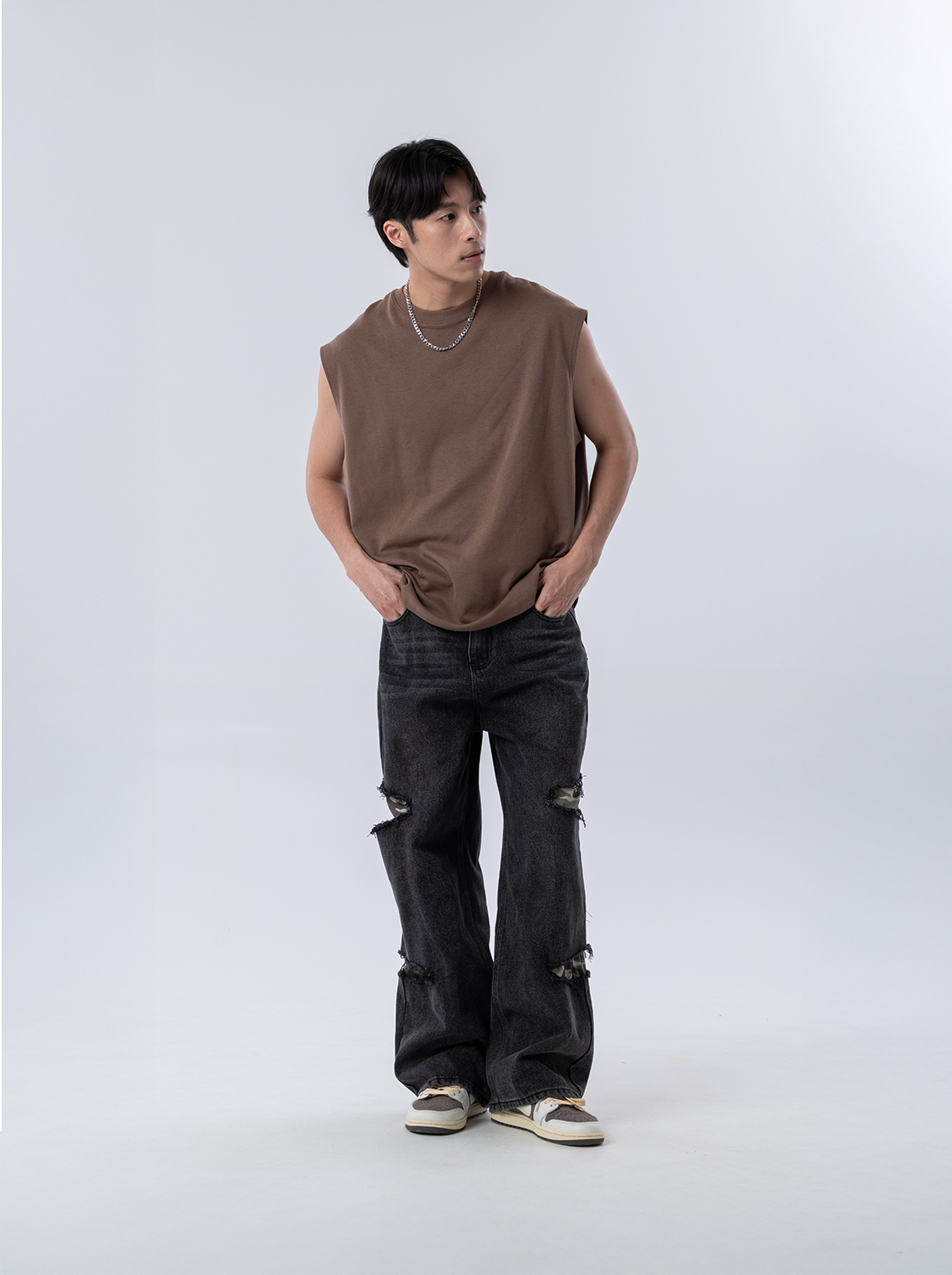 【第二件5折】割破迷彩撞布超寬直筒褲