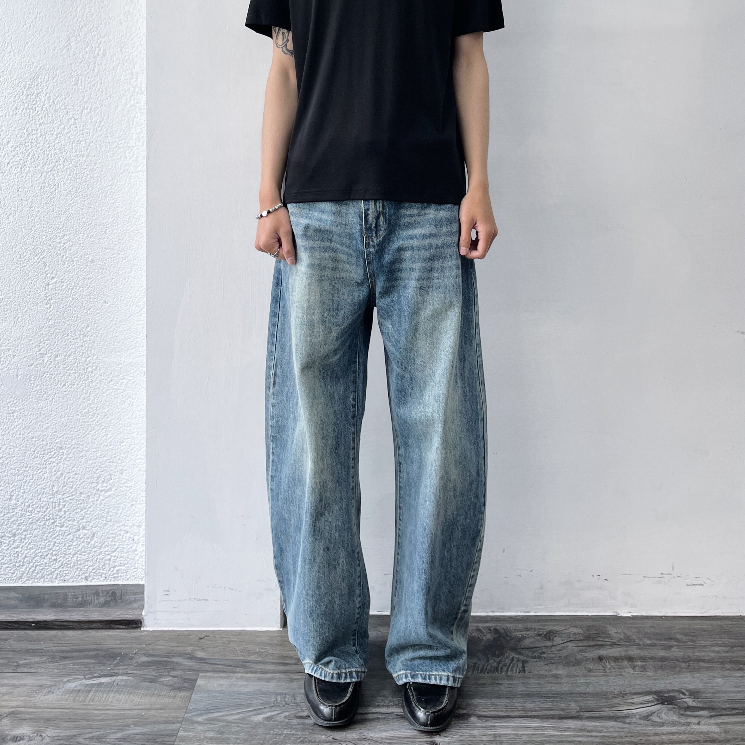 Clean Fit 寬幅水洗丹寧