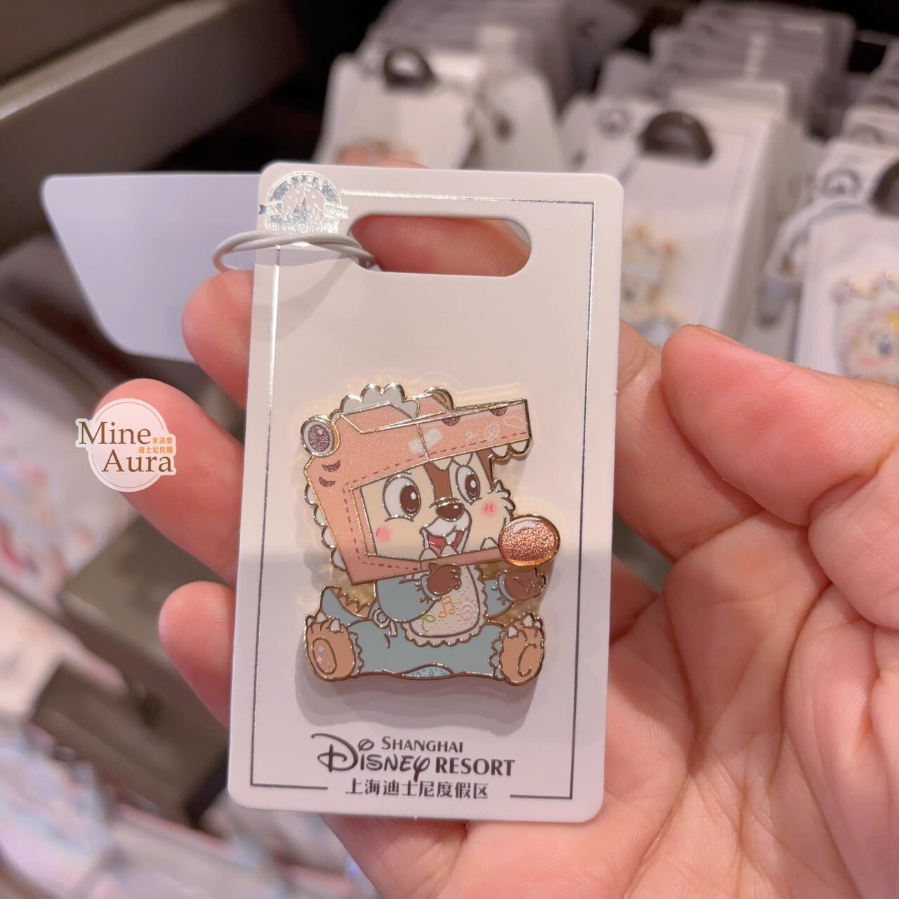 奇奇蒂蒂 Chip 'n Dale 童話王國系列 黑鼻 奇奇 Chip 寶寶 造型 徽章 PIN -上海迪士尼樂園