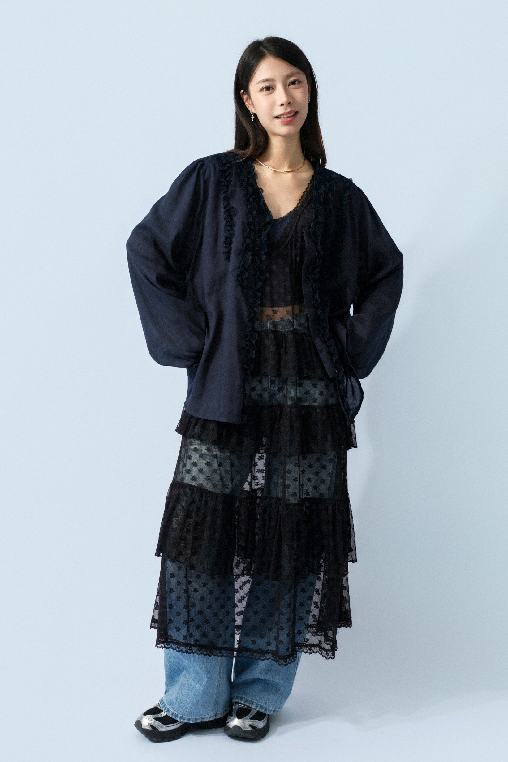 SS26_0048（恤衫＋連身裙＋Bra Top＋牛仔褲）