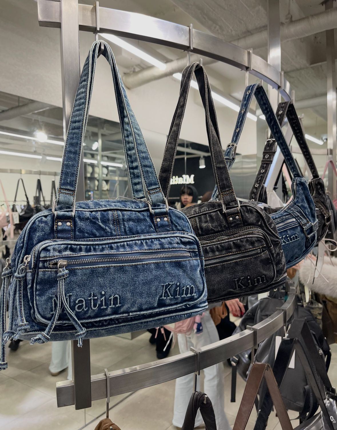 Matin Kim Dust Denim One Pocket Shoulder Bag(Blue)