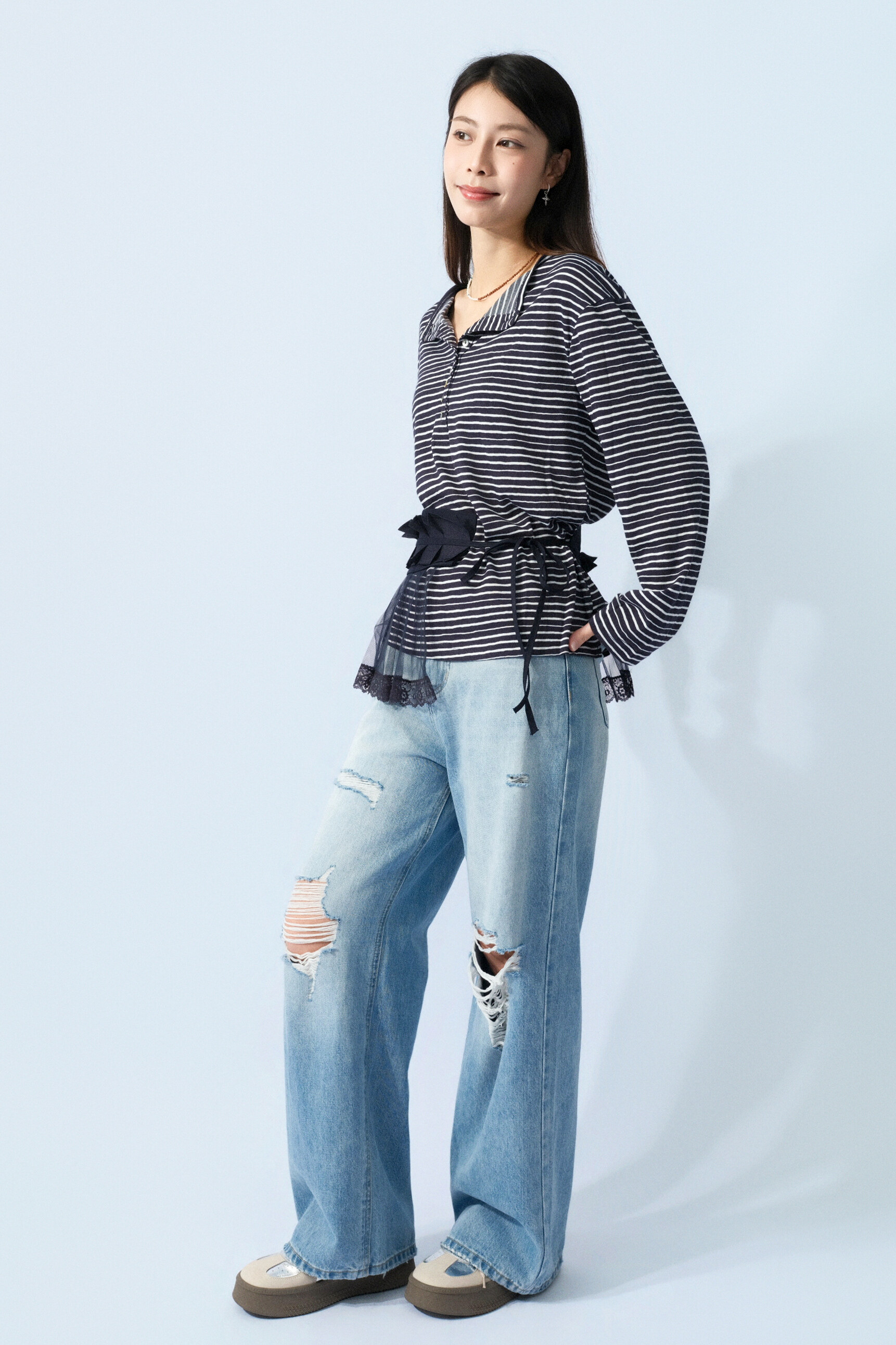 SS26_0049（上衣＋腰飾＋牛仔褲）