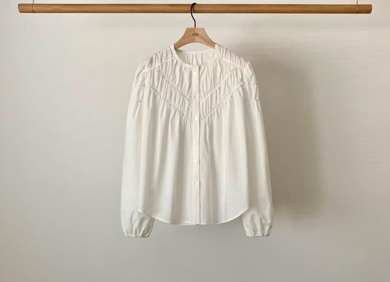 AU6056 V型抓皺鈕扣上衣