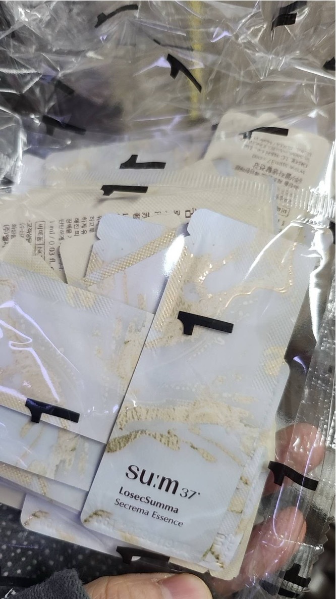 【直播】LX0401808 SU:M37 呼吸 Summa蘇瑪精華液 （60小包）