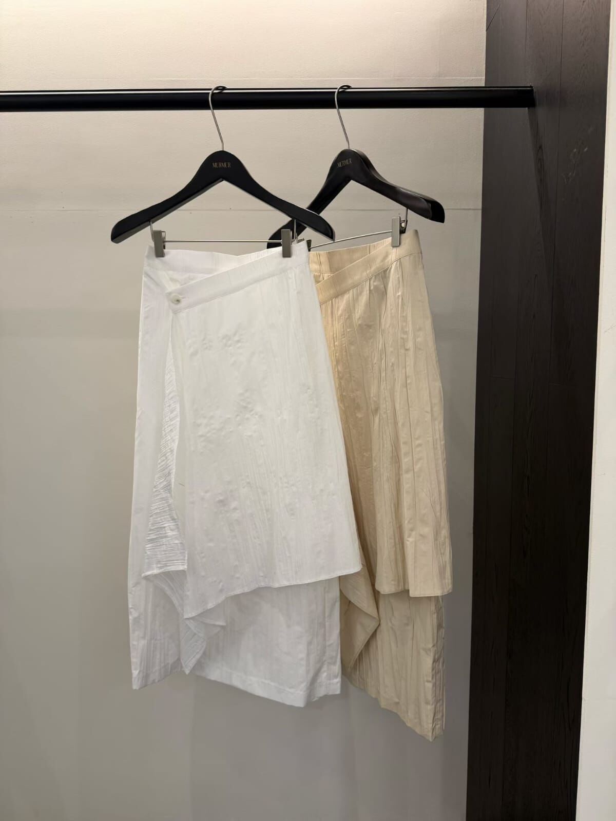 MR6018 不規則開頁後開衩半身裙