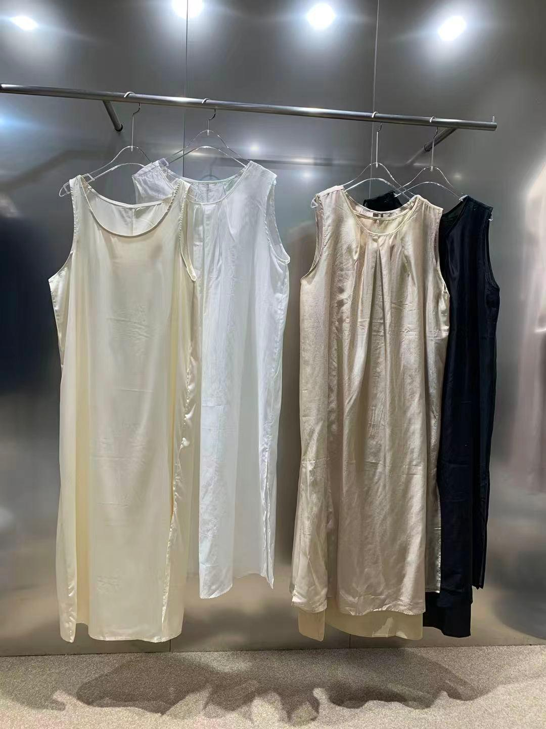 XQ051 圓領無袖寬鬆長連身裙