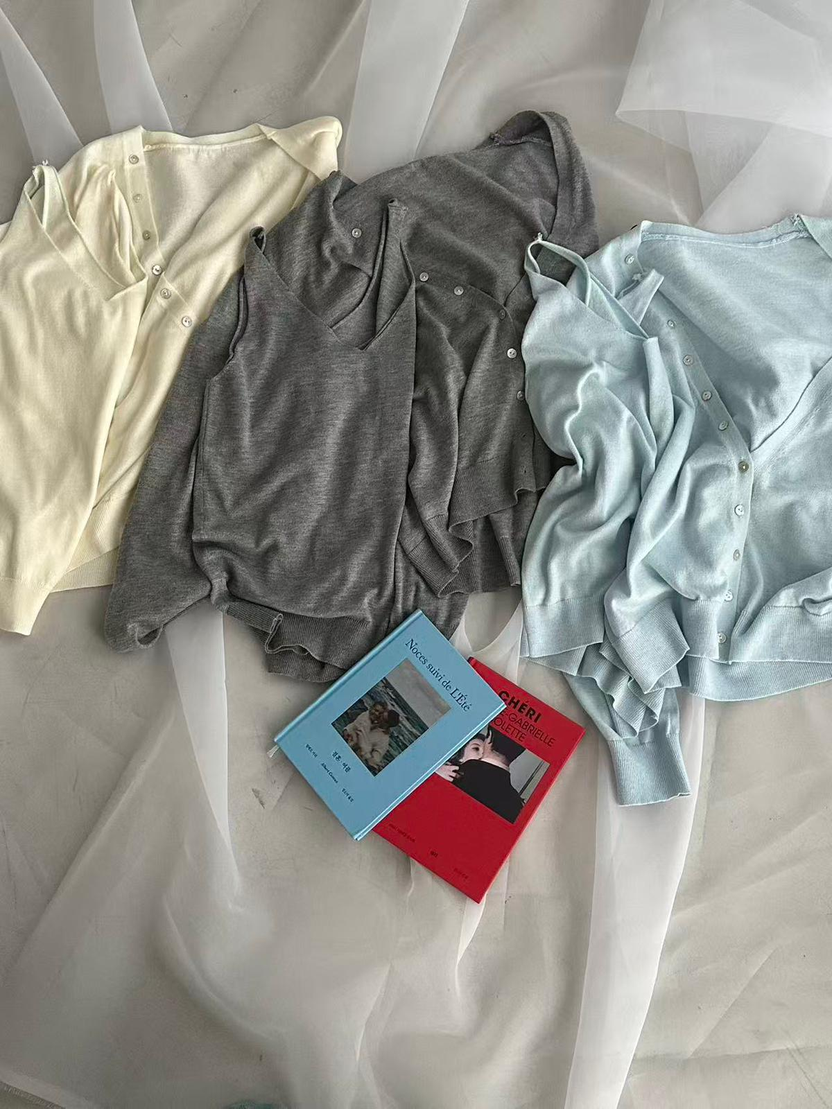 XQ001 V 領針織開衫搭配內搭背心套裝