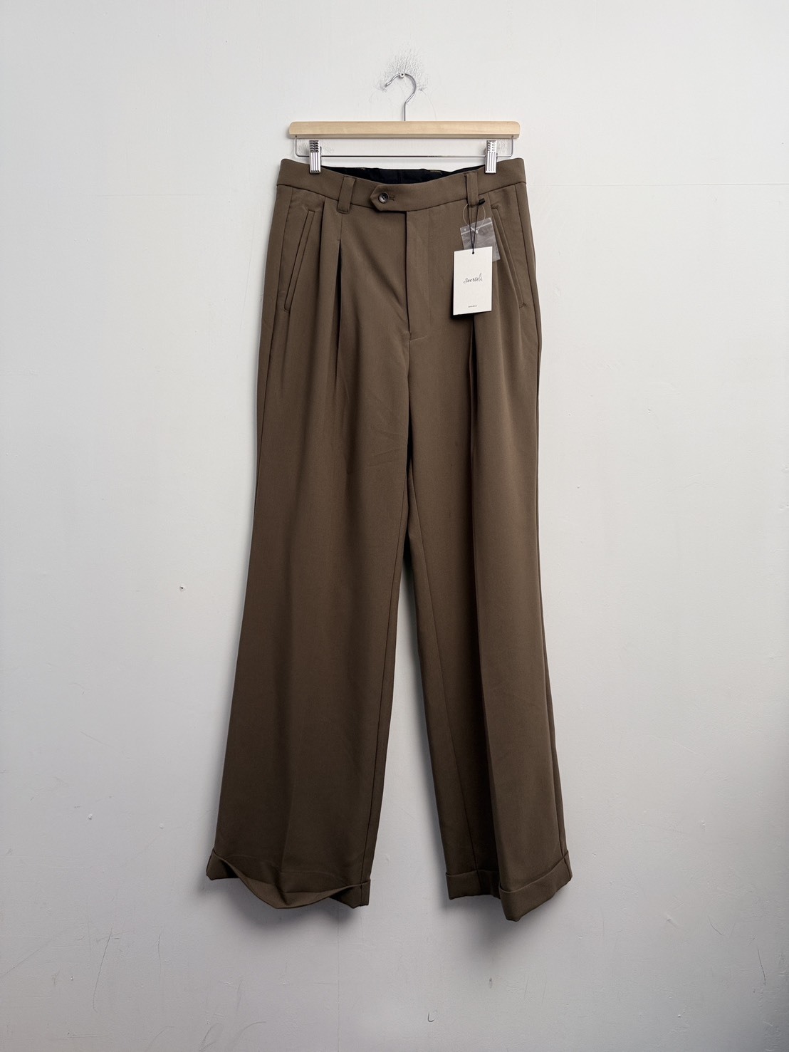 SOERTE 2tuck wide straight trouser SIZE 3