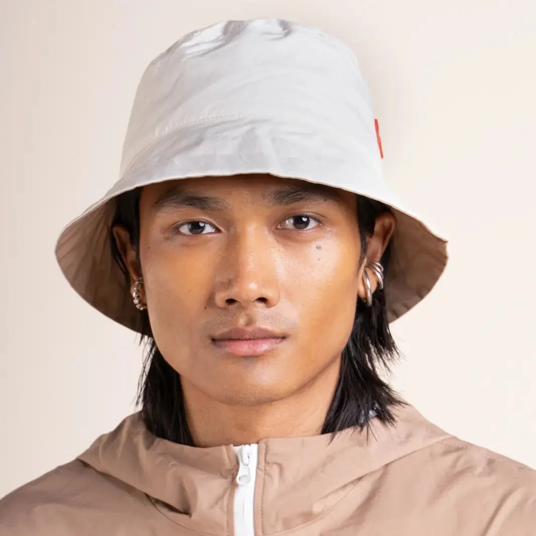 1FL0401-136 [FLOTTE] Reversible Bucket Hat Beige/White #22051 (EU)