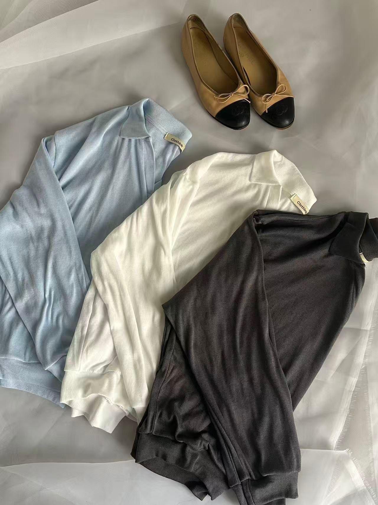 XQ008 翻領透膚上衣